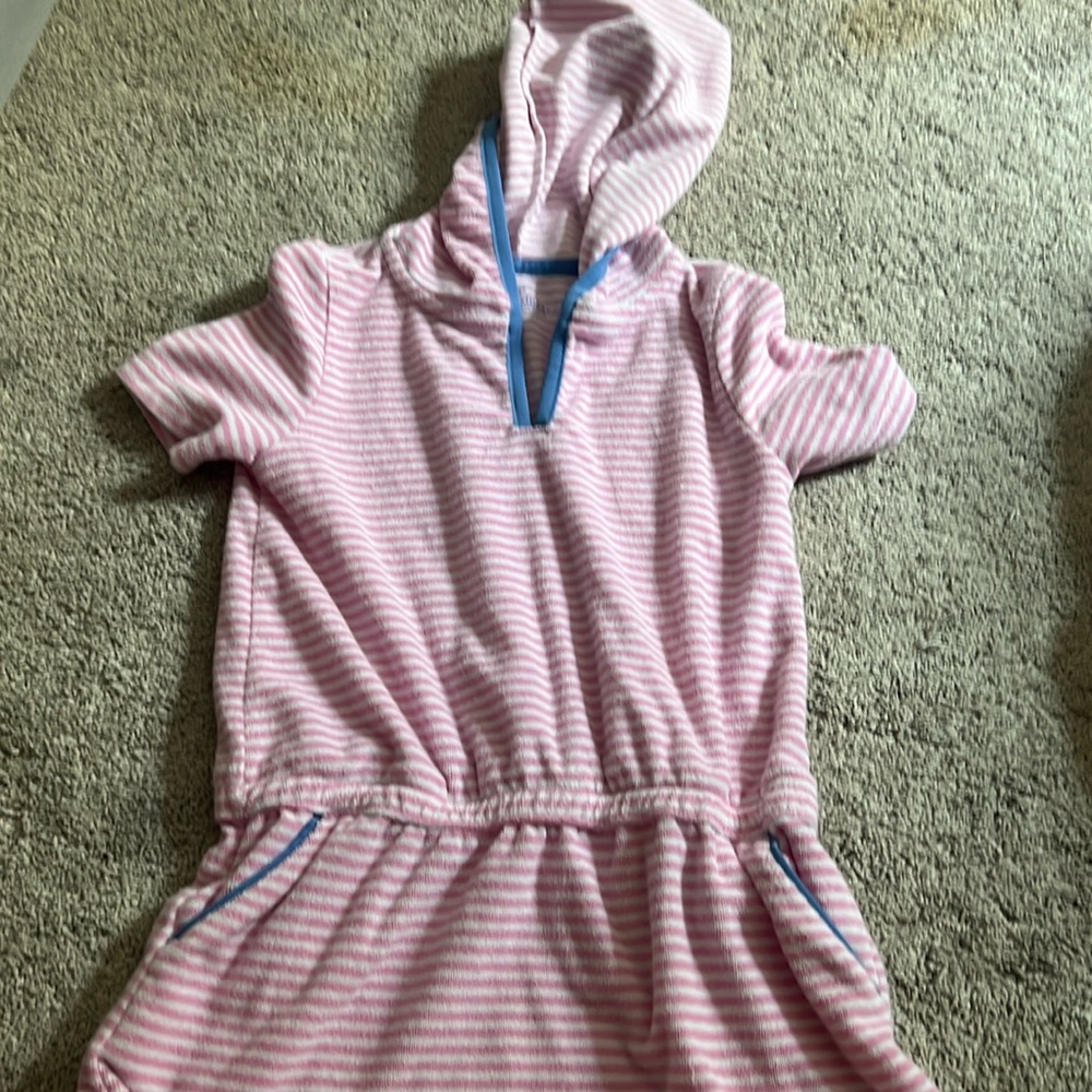 Vineyard vines beach coverup terry cloth